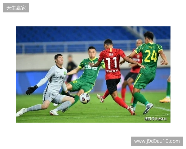 半场-国安0-0蓉城 王子铭包抄踢空失空门 韦世豪报复性铲球染黄 半场-国安0-0蓉城 王子铭包抄踢空失空门 韦世豪报复性铲球染黄